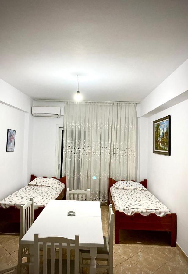 Honey Apartment Near Port Of Saranda Dış mekan fotoğraf